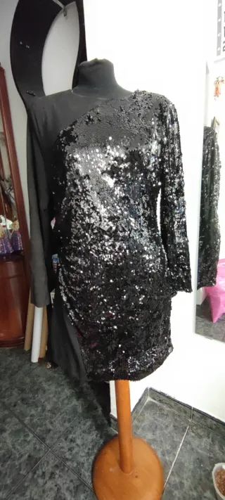 Vestido lentejuelas negro