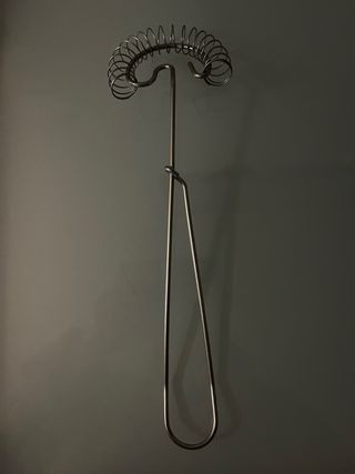 Frusta a molla in metallo