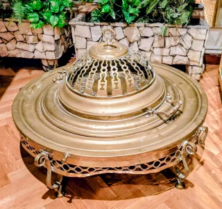 Brasero antiguo de latón