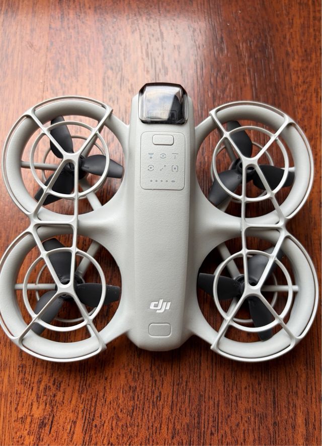 DJI Neo Fly More Combo