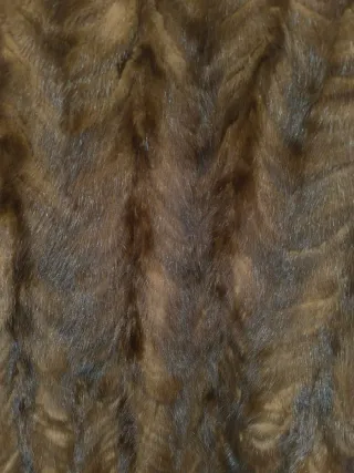 Abrigo de pelo natural marrón