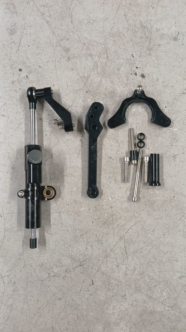 AMORTIGUADOR DE DIRECCION KAWASAKI Z900