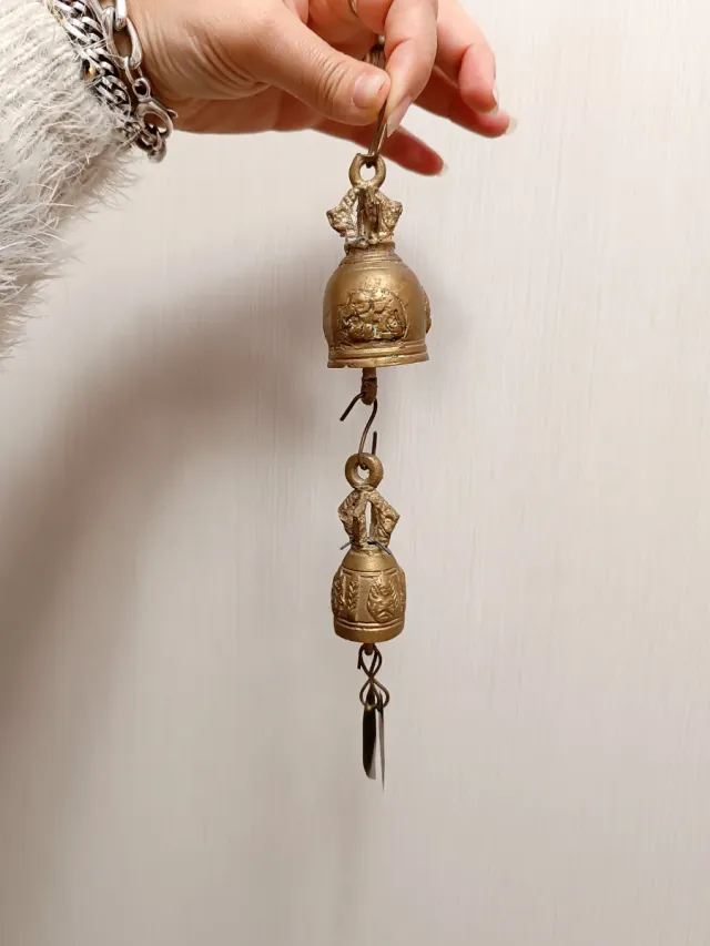 Antiche rare campane buddiste in bronzo