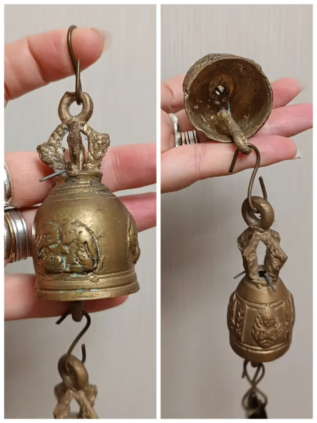 Antiche rare campane buddiste in bronzo