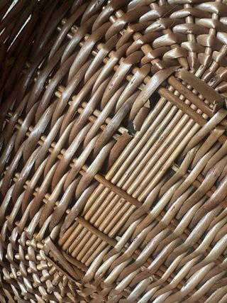 Cesto grande de mimbre