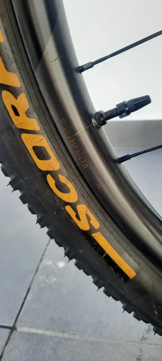 Bicicleta Orbea OIZ M-PRO