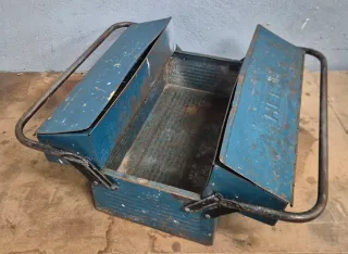 Caja de herramientas metálica azul HECO