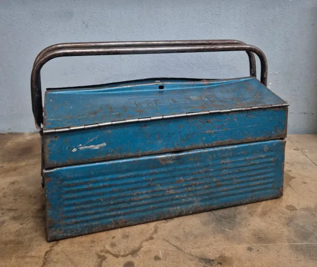 Caja de herramientas metálica azul HECO