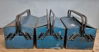 Caja de herramientas metálica azul HECO