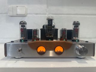 Amplificador de válvulas Monaudio