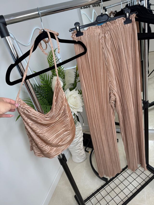 Conjunto Top y Pantalón Plisado