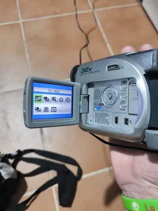 cámara de vídeo  JVC GR-D360E Digital  Leer bien