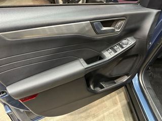 Ford Kuga Titanium 2.5 Duratec FHEV 140kW Auto