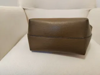 Borsa a secchiello Coccinelle verde oliva nuova