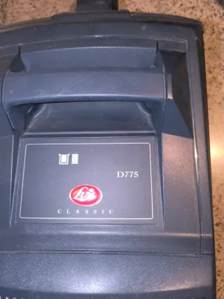 Aspiradora Lux Clásica + Bolsas de recambio.