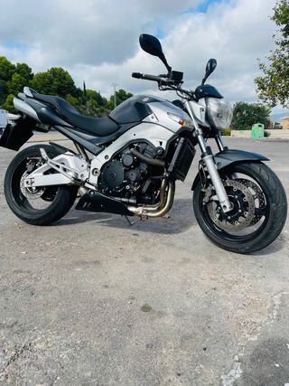 Suzuki GSR 600 2007