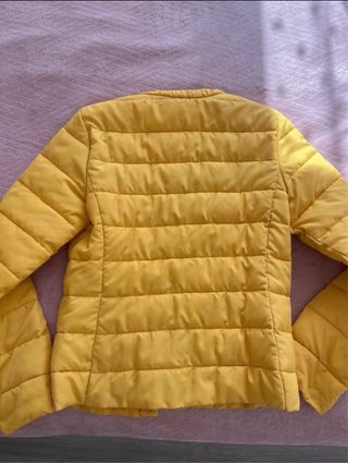 Chaqueta acolchada Sfera amarilla Talla S