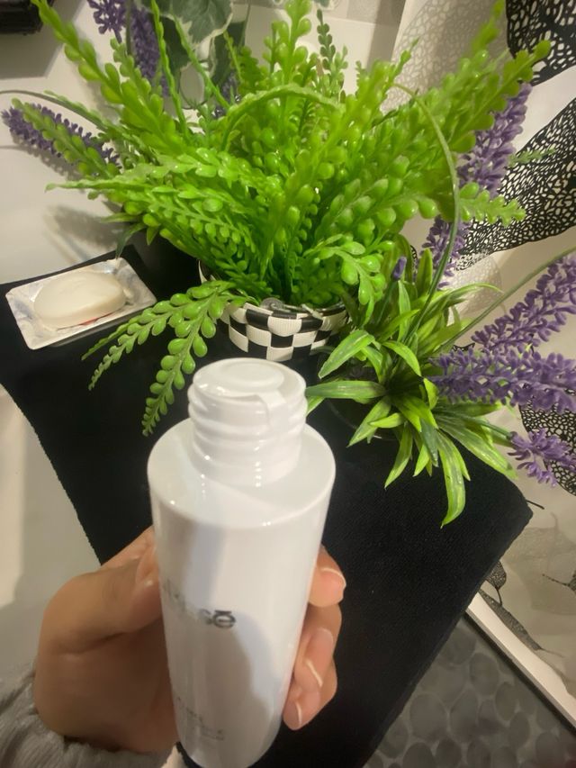 Natura Bissé Stabilizing Resurfacing Essence