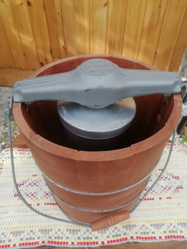 Heladera Manual White Mountain 4 Cuartos