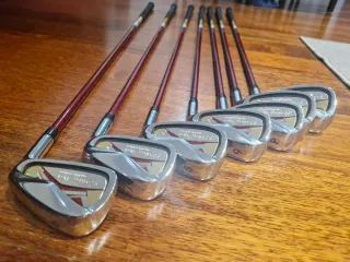 Juego Palos Golf Mujer Daiwa Rojo