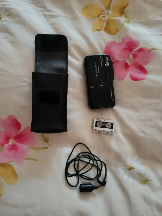 Grabadora DELAN VCO Vintage Pequeña