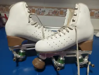 Patines profesionales blancos