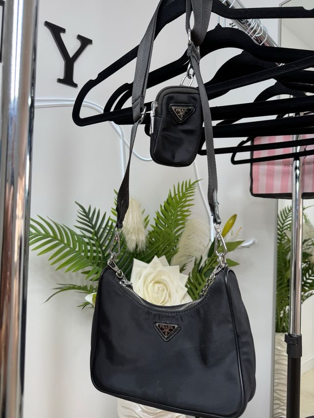 Bolso Prada Negro Nylon con Neceser