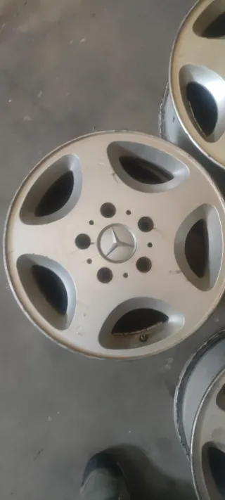 Llantas Mercedes G