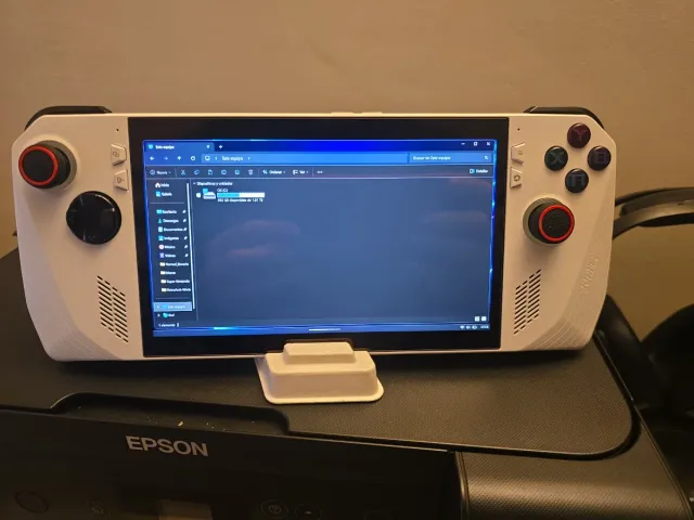 Asus ROG Ally Z1 Extreme + Accesorios