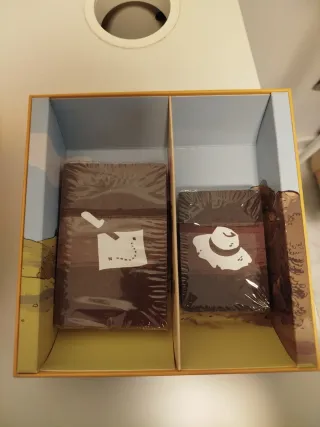 ¡Resistid! Juego de mesa solitario