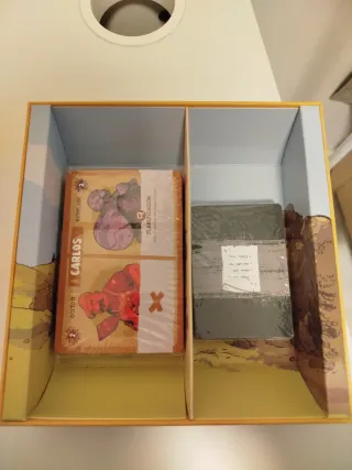 ¡Resistid! Juego de mesa solitario