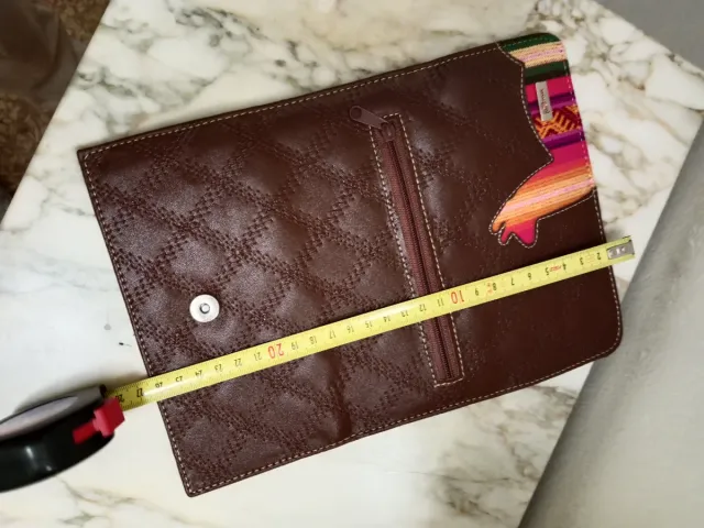 Monedero mujer marrón con diseño de llama