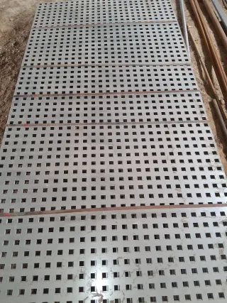 Chapas perforadas galvanizadas Médicas 3000x 1200