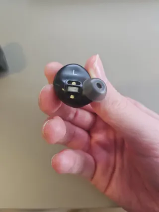 Auriculares Creative Outlier - Bluetooth