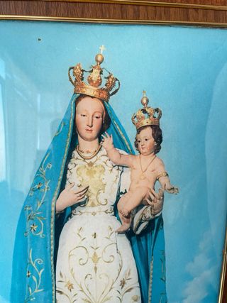 Antico capezzale con luce