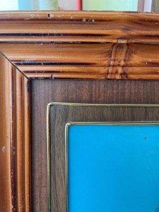 Antico capezzale con luce