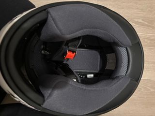 Casco Integral HJC Blanco y Rosa NAVIYA