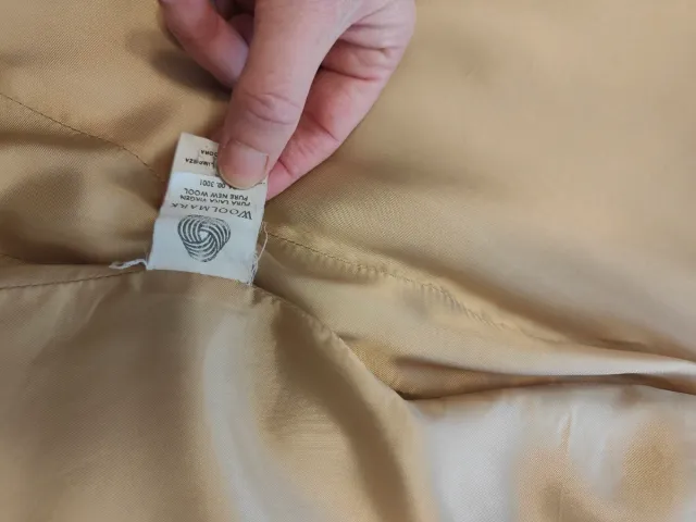 Abrigo corto señora beige de lana