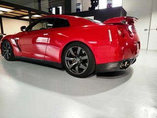 Nissan GT-R 2010