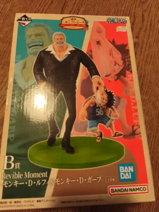 Ichiban Kuji One Piece Revible Moment Garp Luffy