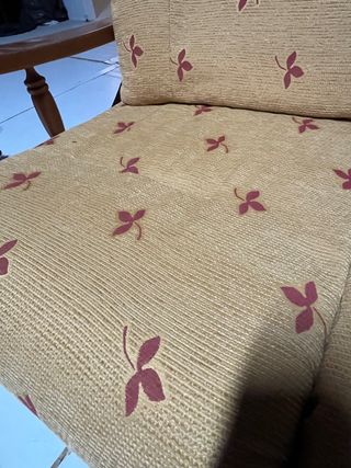 Sofá de madera de pino