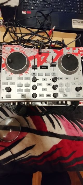 Mesa mezclas portátil Hércules mk4