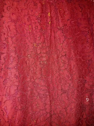 Blusa granate de encaje