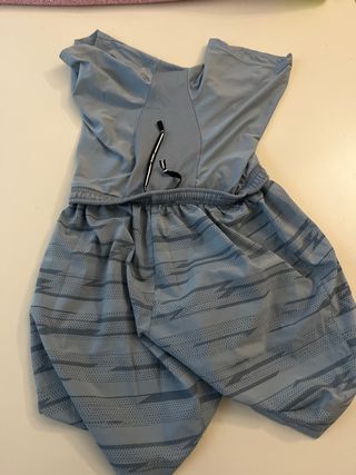 Pantalón corto Nike running gris