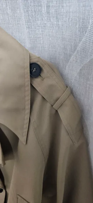 Gabardina Zara Beige Corta