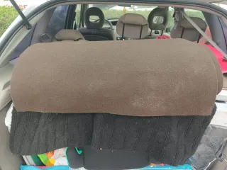 Moqueta aislante para coche o furgoneta