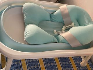 Bañera para bebé con cojín y cinturón