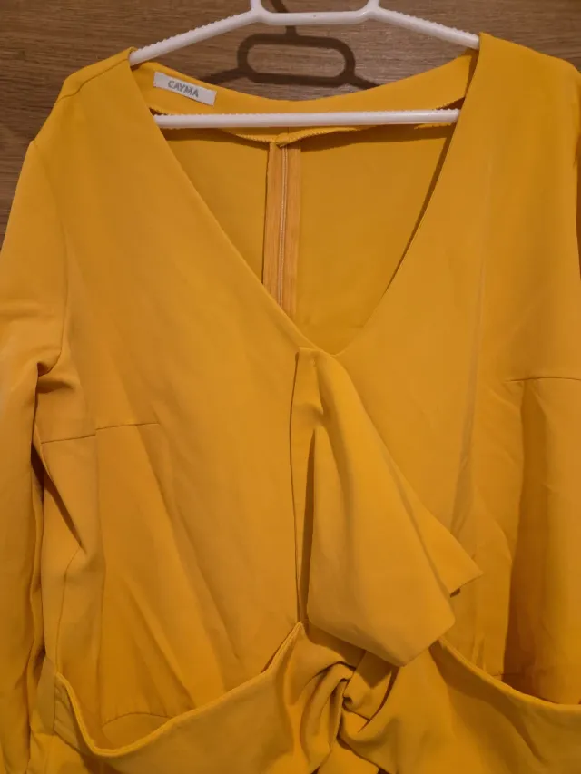 Blusa CAYMA mostaza manga larga