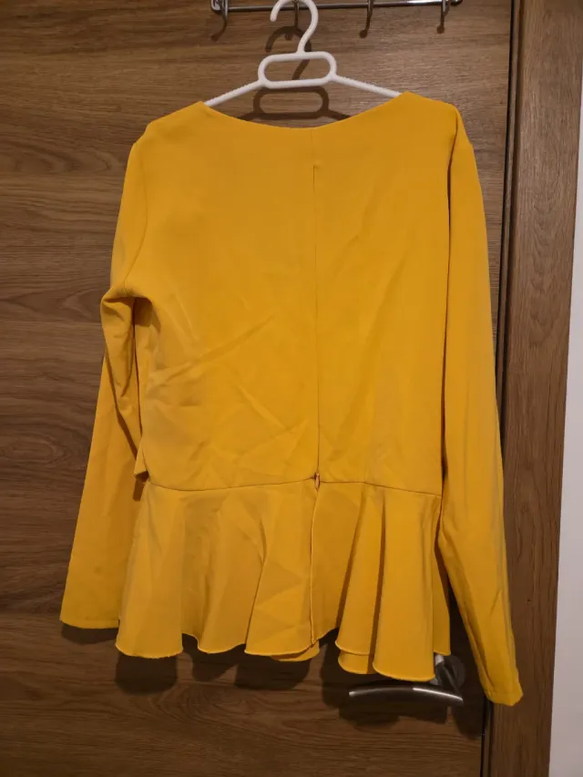 Blusa CAYMA mostaza manga larga