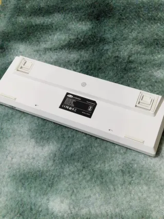 Teclado Mecánico Magegee Naranja/Blanco